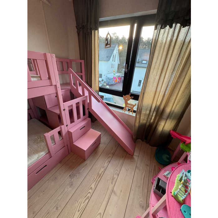 Etagenbett mit Rutsche als Spielmöbel